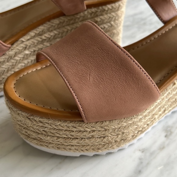 Gianni Bini Suede Platform Espadrilles - Picture 2 of 5